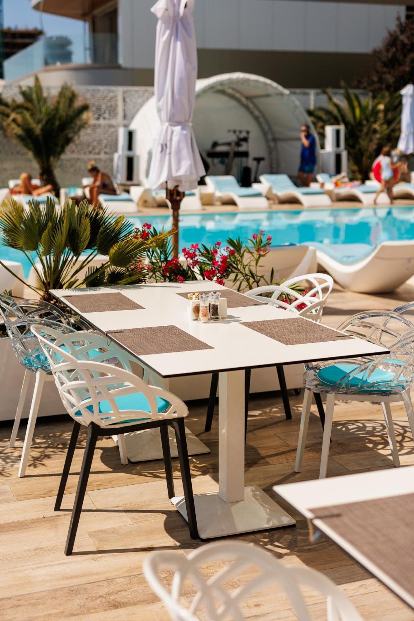 Hotel Opera Mamaia Exterior foto